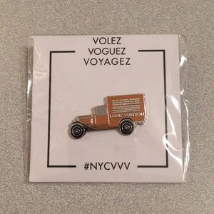 Louis Vuitton Pintrill Pin